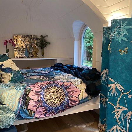 Luxury Woodland Lodge Retreat At Culdees Castle Крийф Екстериор снимка